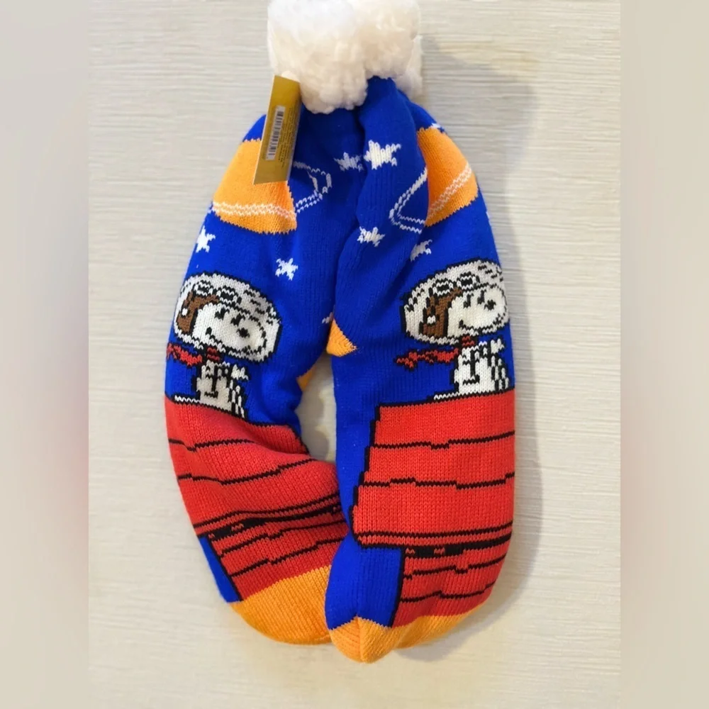 Peanuts Snoopy Sherpa-Lined Christmas Socks Cozy Plush Holiday Loungewear Gift